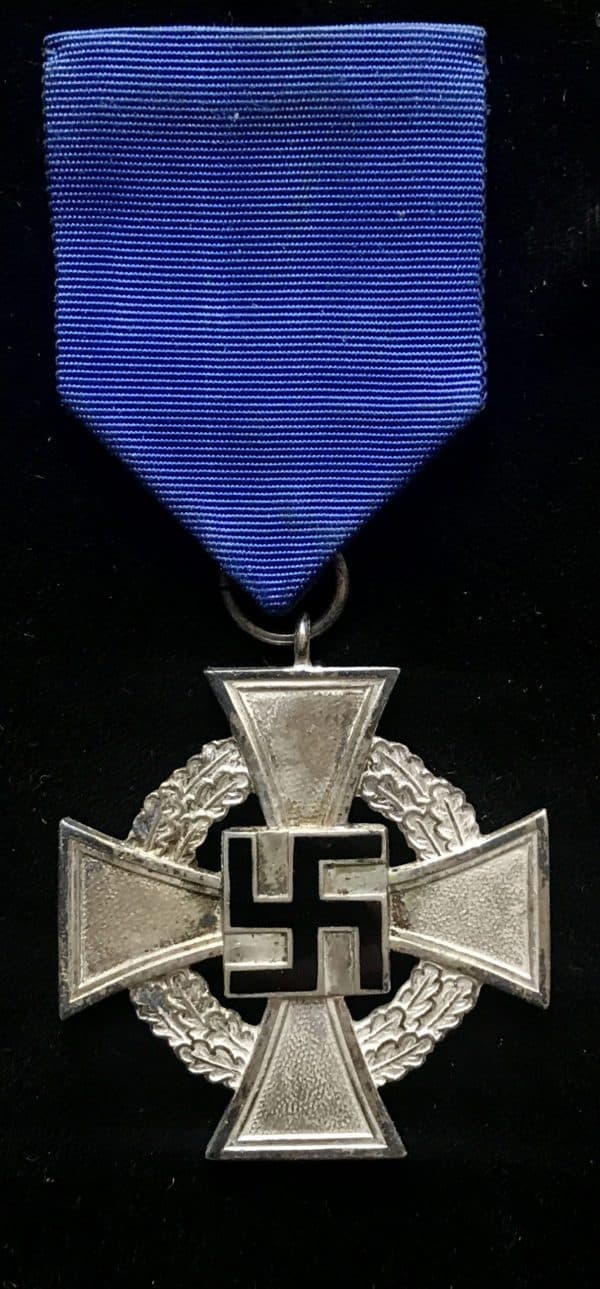 Original WWII German 25 Year Silver FAITHFUL SERVICE Medal Brought Home By A U.S. Veteran Certified