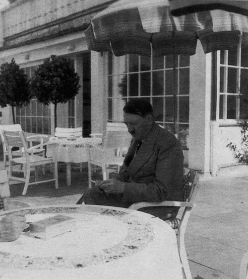 hitlers hand smoker set engraving