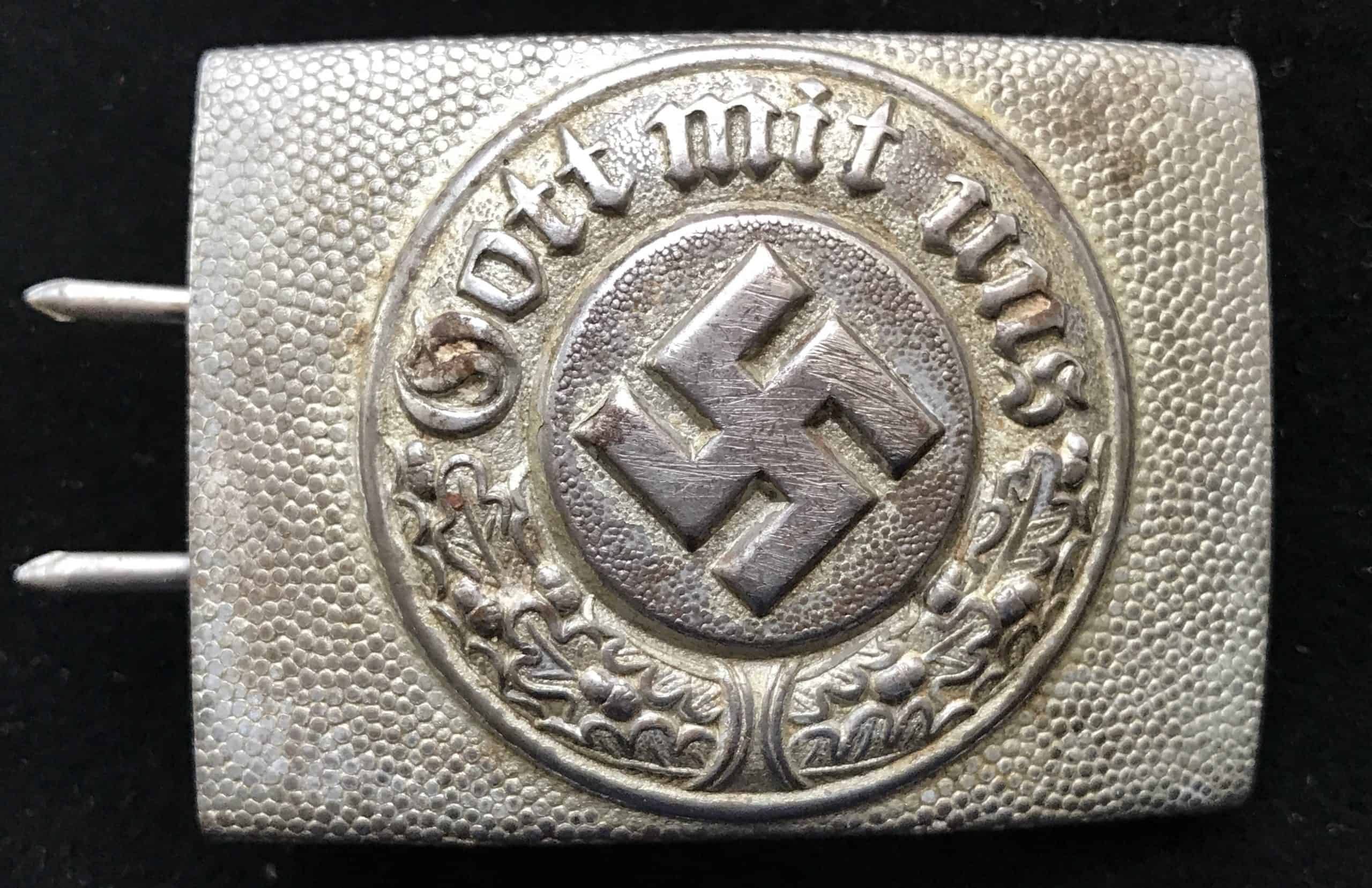 how to identify a fake ww2 german belt buckle