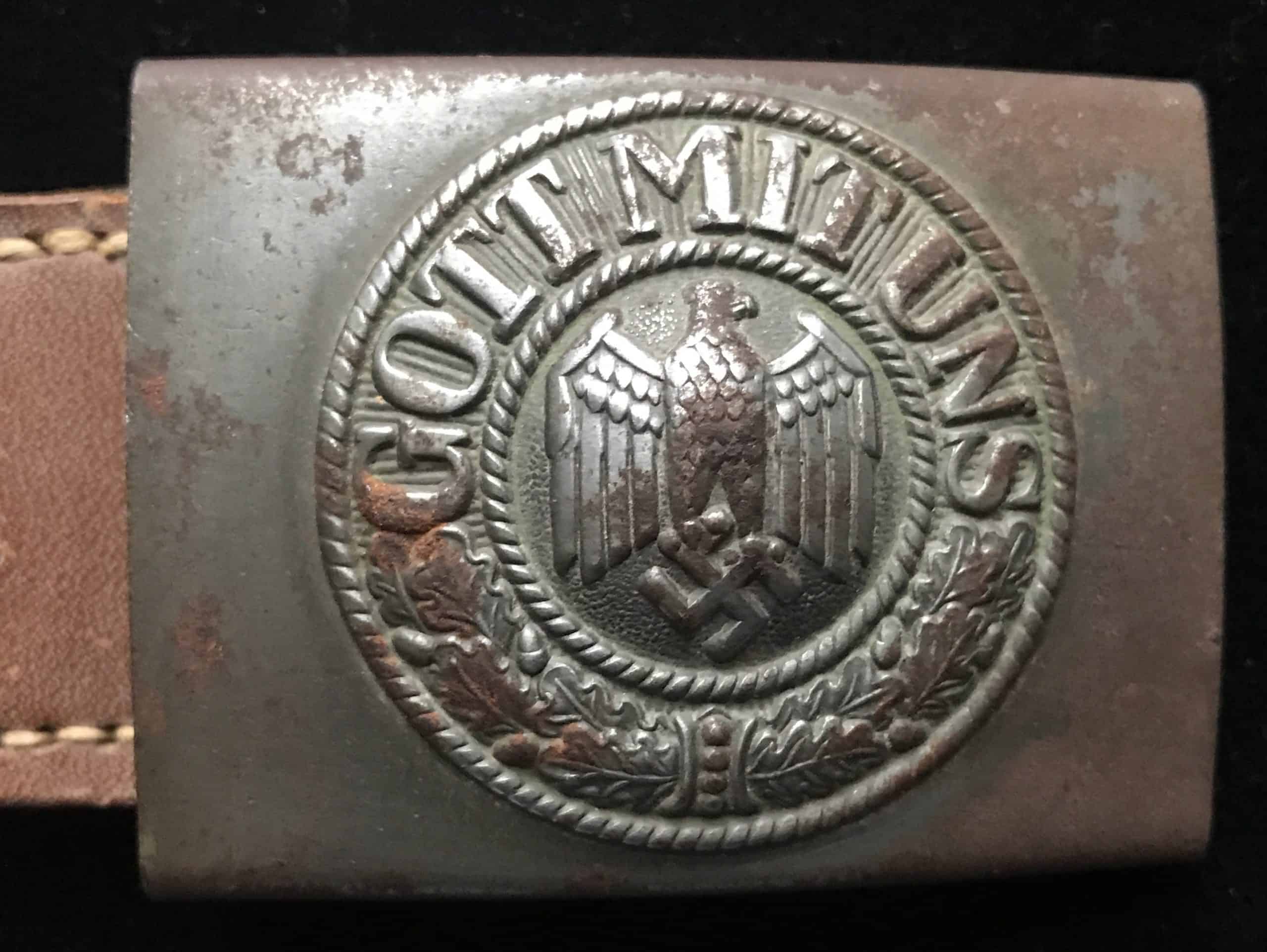 how to identify a fake ww2 german belt buckle