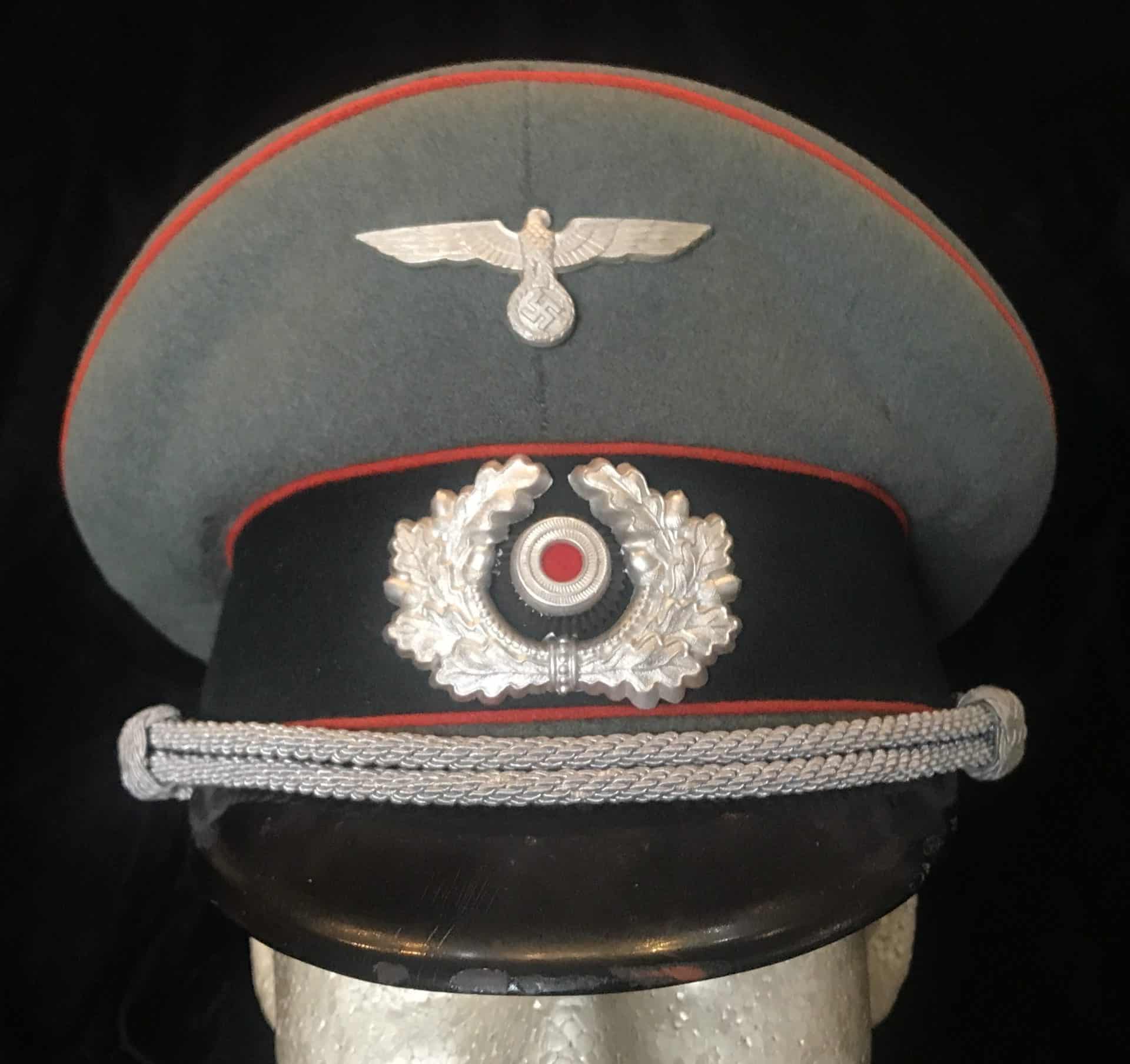 Original VERY NICE WWII German Army 