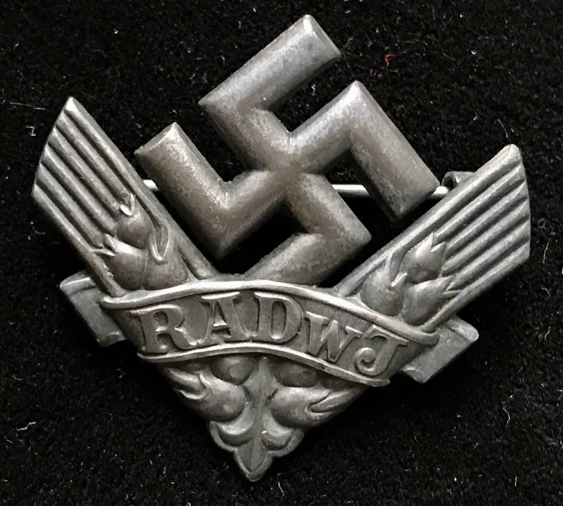 ヨ*キ様 ドイツ第三帝国RADwJ組織1941年バッジ WWII German RADwJ War Helper's Badge - Certified Original