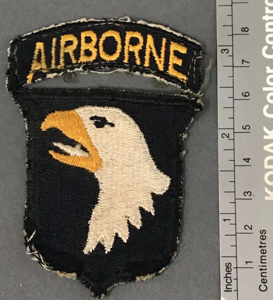 WWII U.S. 101st Airborne Screaming Eagle shoulder patch with rare white tongue