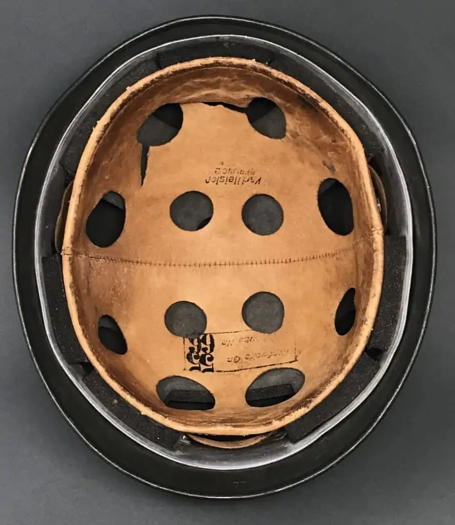 WWII German Fallschirmjäger M38 Paratrooper Helmet Reproduction - With Liner