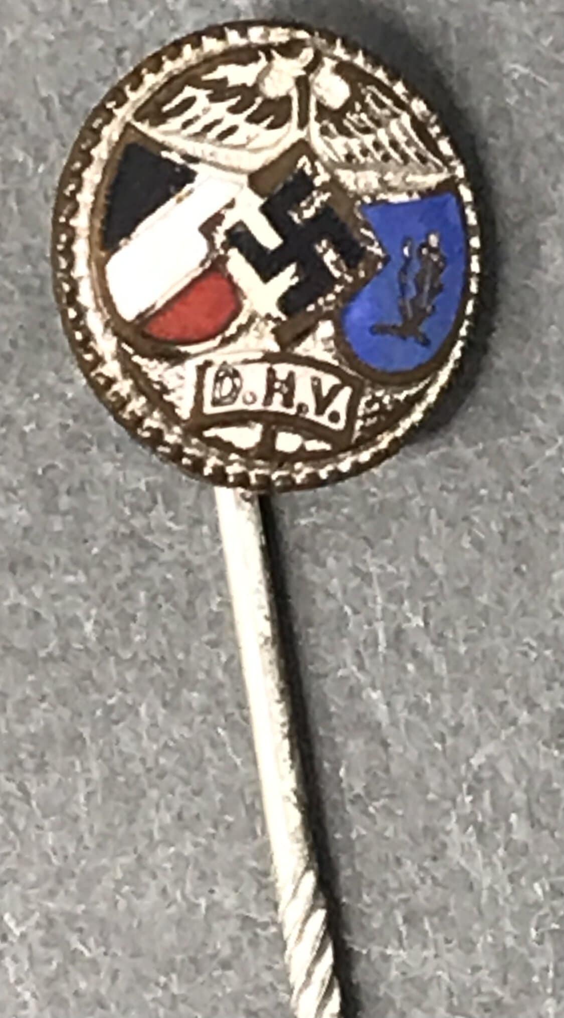 A08D2F47-59DD-4B2B-91E7-