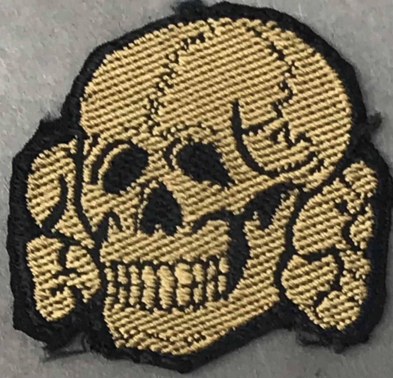 Charles Trang Totenkopf (World War 2) 英語 Charles Trang Totenkopf (World War 2) 英語