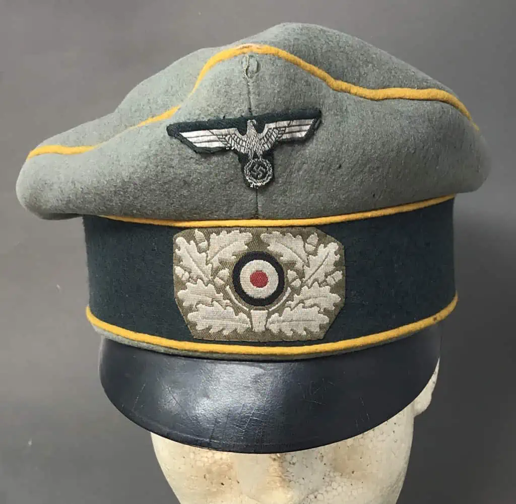 WWII crusher cap from German Heer cavalry – German officer crusher hat detail