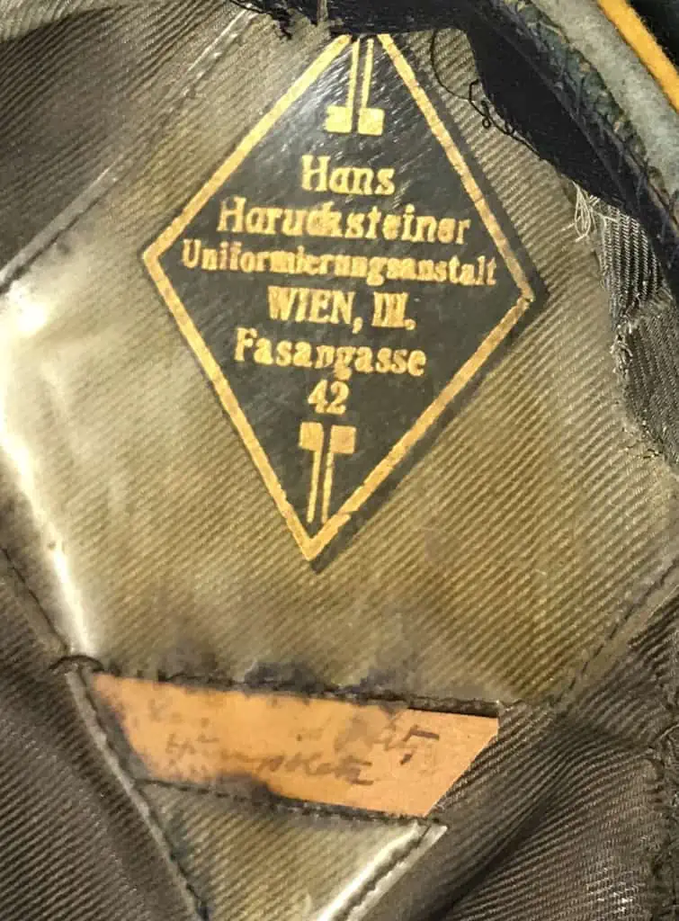 German crusher hat – WW2 visor caps from cavalry units