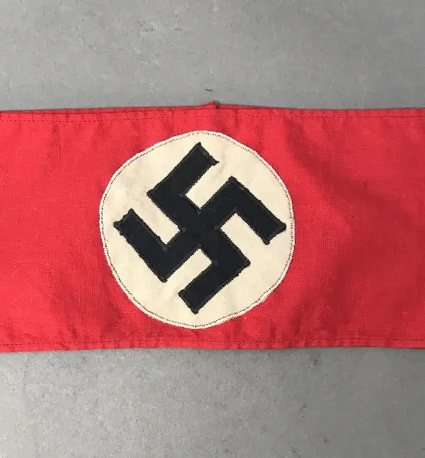 CA30CEDF-9DD6-45B1-8037-9A7580FF785A