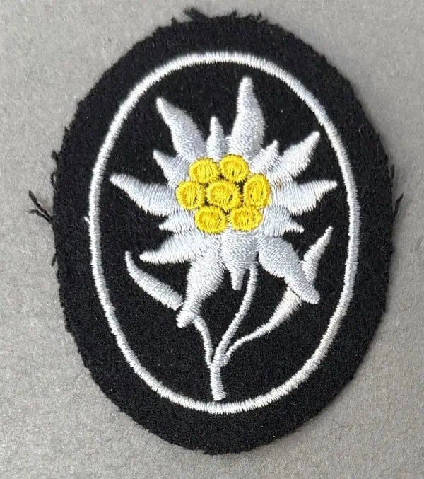 77464238-70B2-4409-983C-5A63E8CDD931