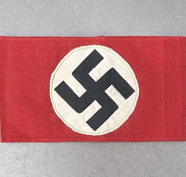 E8FB171C-5276-4CD8-A047-13806D3688CC