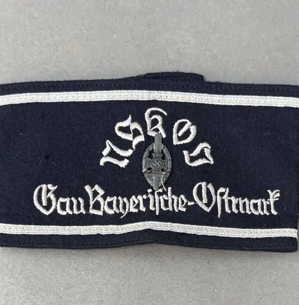 F5DF30F4-C798-4F05-87D0-2863B50050DD