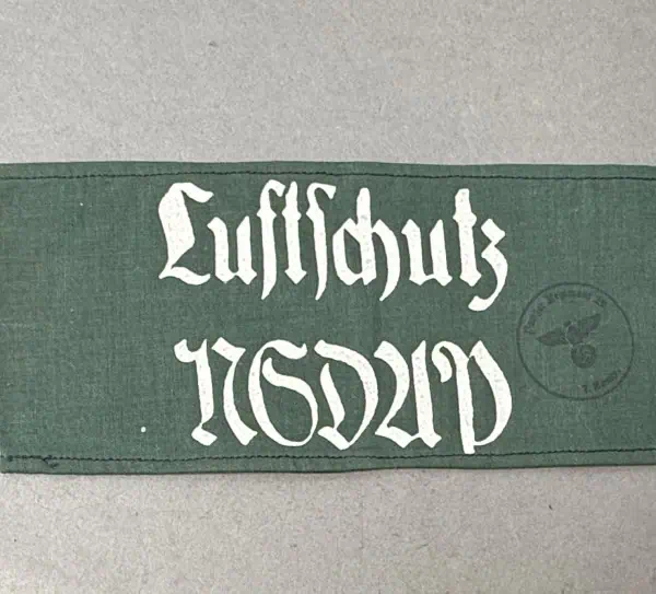 F7BFF3DE-0EEF-4F65-B565-B4DE28E5708A