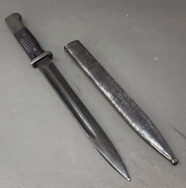 02FF7DBF-5361-447A-AB7F-F5BA1FD804C9