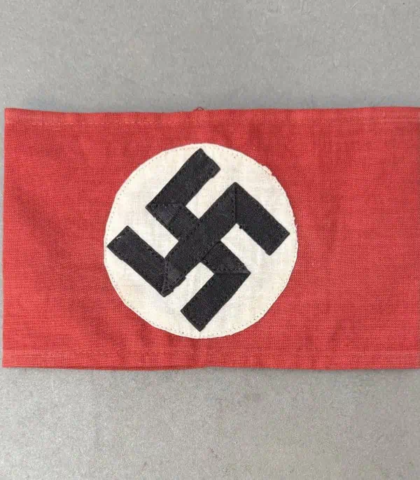 1C42E546-C136-48C8-AE1A-97943A737313