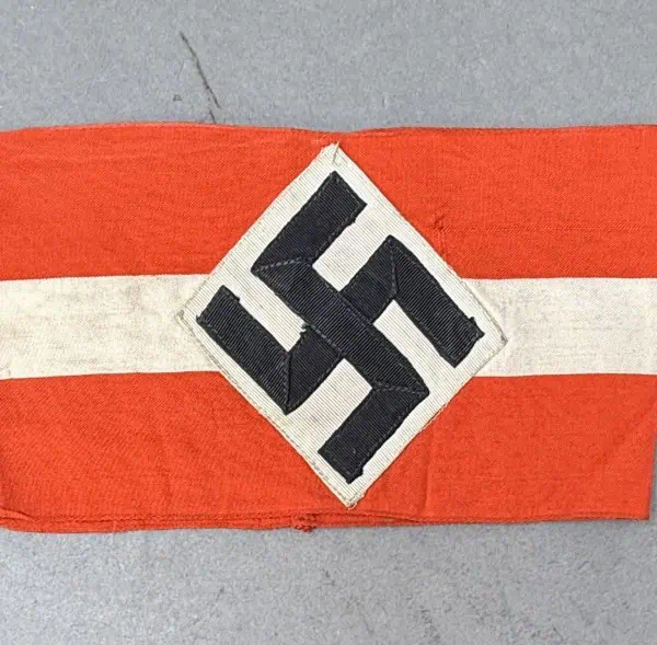 1F509869-B05F-43C9-950A-59B776D7B2D1