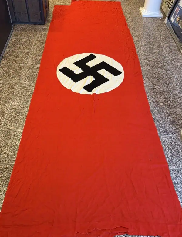 4D38B239-96F0-4F01-A2CA-6809CE25D953