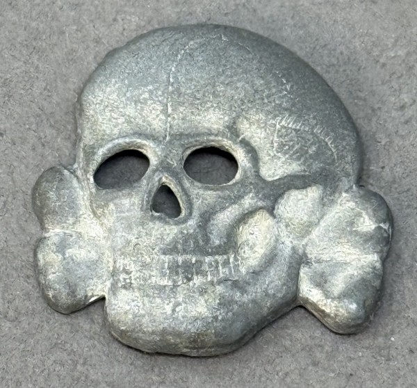 76103119-314D-4A98-956F-82B7A348D445