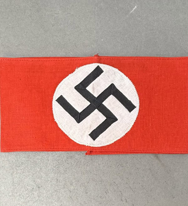 933F3092-BF1A-4D72-BFEA-0503E7A8BB8A