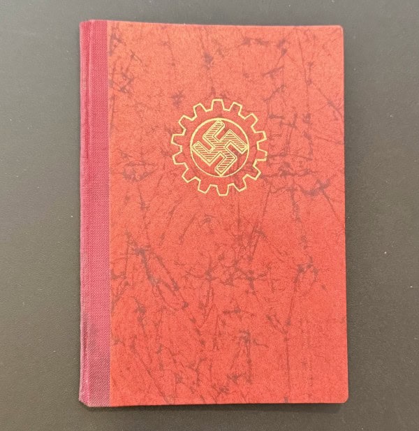 B545A067-C172-4B89-829E-9E98EDAFA240