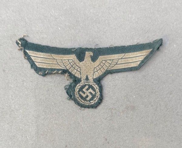 C76F858A-FF24-4275-A086-D5B555539880