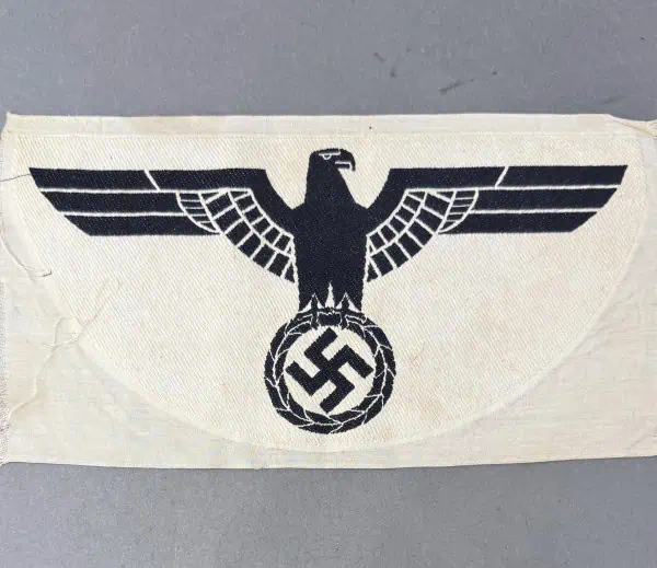 E3A81253-380A-464E-BF7D-127B9912B3E4