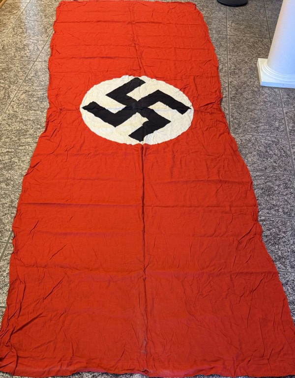 EFE2C557-1299-40CB-A23D-5DFCF85972A3