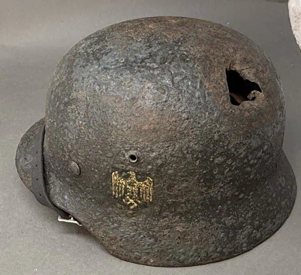 9D146423-5140-475F-BC94-C989EE7FA6D7