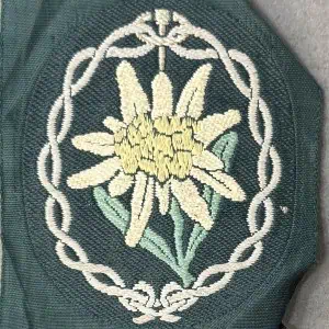 Original WWII German Army (Heer) MOUNTAIN TROOP SLEEVE EDELWEISS. (Gebirgsjäger Edelweiss Ärmelabzeichen) Certified