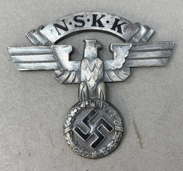 FF421C04-F371-4D42-BC84-EFDAD9C3D11C