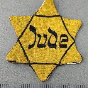 VERY RARE USED AND WORN STAR OF DAVID (JEWISH STAR) “JUDE” Version Certified By The Gettysburg Museum Of History
