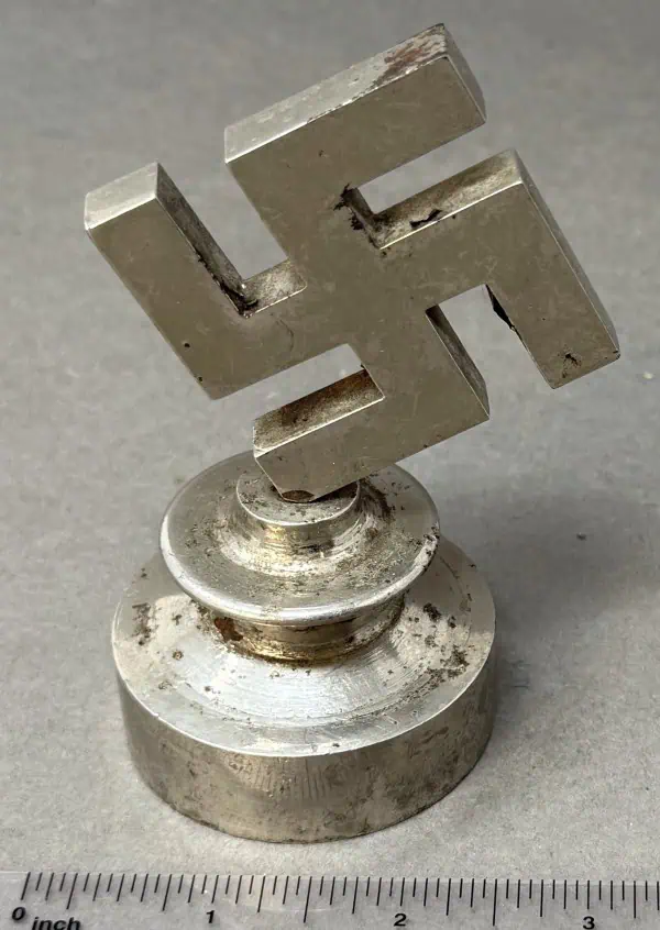 57D3125C-C3FC-4A08-ABD6-CEFED0AA5F0D