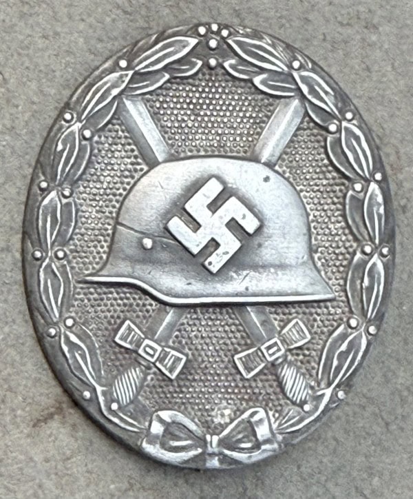 BFA99A63-9ACC-4202-878C-418BC2A4A7FA