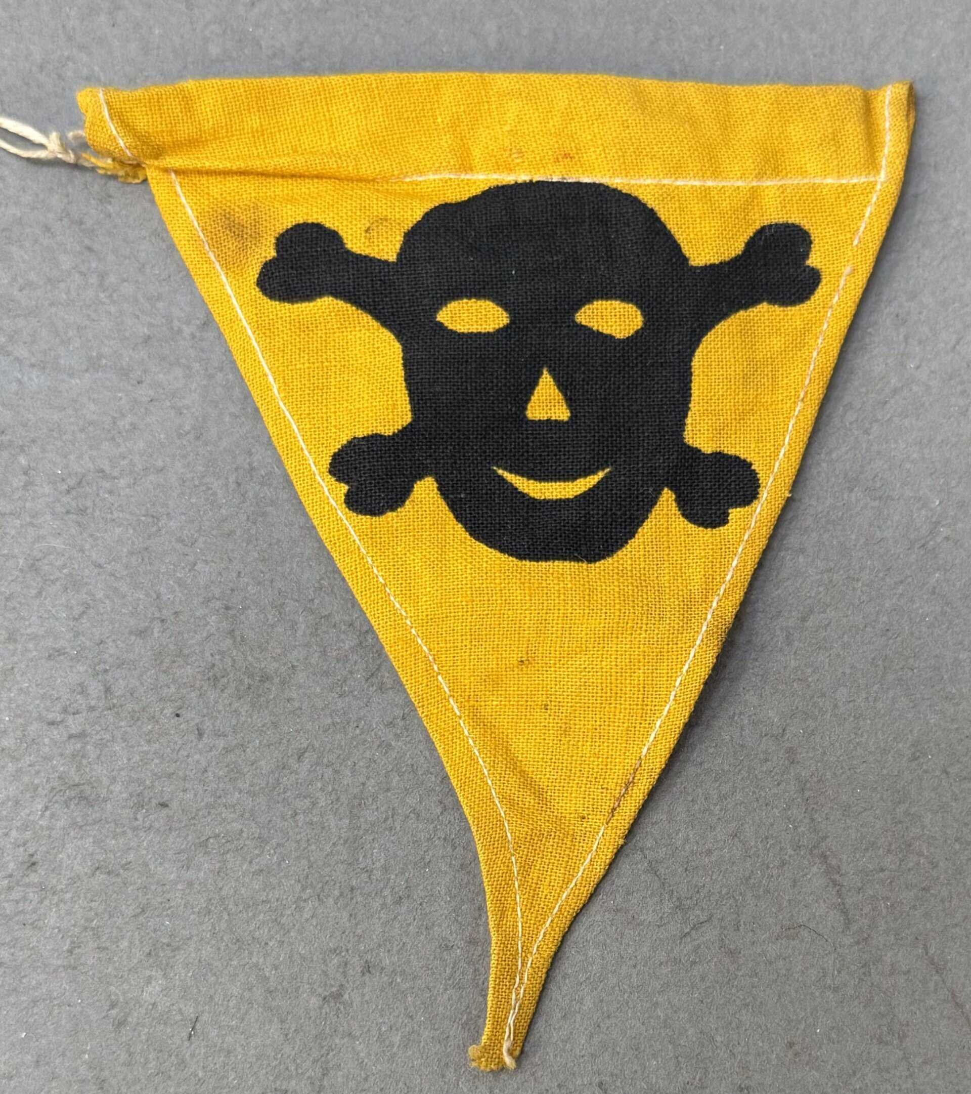 Rare Certified WWII German Gas Warning Flag for Sale